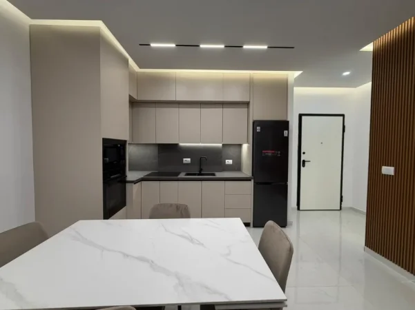 Tirane, jepet me qera apartament 1+1 Kati 6, 78 m² 1.000 € (Zogu i Zi)