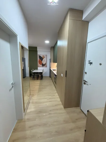 Tirane, jepet me qera apartament 1+1 Kati 6, 60 m² 520 € (Ali Demi, Kompleksi Kadiu)