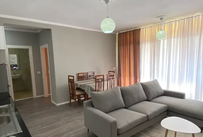 Tirane, jepet me qera apartament 1+1 , 92 m² 45.000 € (KOMPLEKSI BERMOND)
