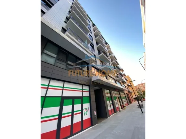 Tirane, jepet me qera ambjent biznesi Kati 1, 122 m² 2.200 € (Rruga e Kosovarëve.)