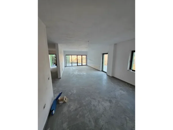 Tirane, shitet apartament duplex Dublex Kati 2, 187 m² 480.000 € (Kodra e Diellit)