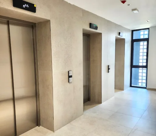 Me Qera: Zyre (135 m2)📍Lake View - Liqeni Tiranës || 3+1+2wc & GARAZH + Verandë Gjigande ((1,700€/muaj))