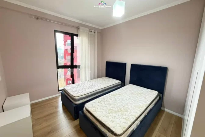 Tirane, jepet me qera apartament 2+1 Kati 6, 114 m² 780 € (farmacia 10)
