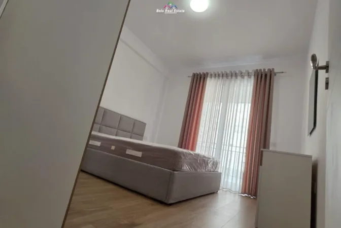 Tirane, jepet me qera apartament 1+1 Kati 3, 78 m² 470 € (Rruga Sokrat Miho)