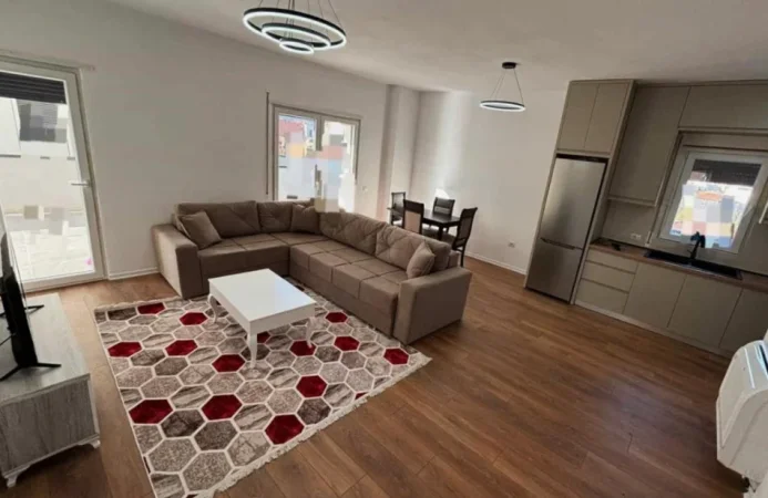 Tirane, jepet me qera apartament 2+1 Kati 8, 100 m² 750 € (XHAMLLIKU)