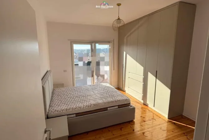 Tirane, jepet me qera apartament 2+1 Kati 8, 100 m² 750 € (XHAMLLIKU)