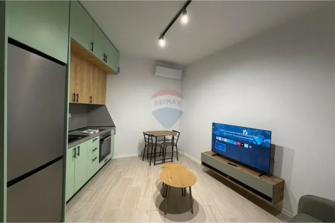 Tirane, jepet me qera apartament 1+1 Kati 3, 50 m² 500 € (astir)