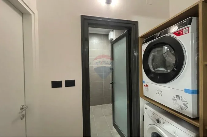 Tirane, jepet me qera apartament 1+1 Kati 2, 500 € (zogu i zi)