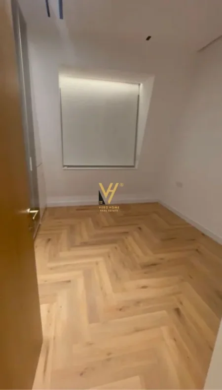 Tirane, jepet me qera apartament 2+1+Ballkon Kati 3, 120 m² 2.200 € (TEG, JOY RESIDENCE)