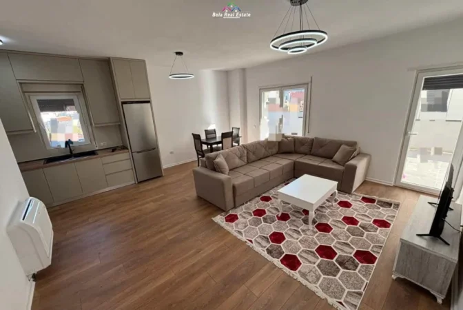Tirane, jepet me qera apartament 2+1 Kati 8, 100 m² 750 € (prane shkolles Kongresi i Lushnjes)