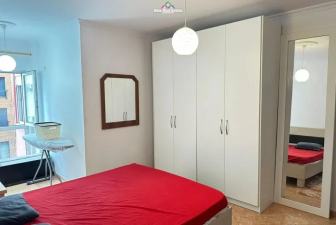 Tirane, jepet me qera apartament 2+1 Kati 3, 114 m² 680 € (Rruga Asim Vokshi)