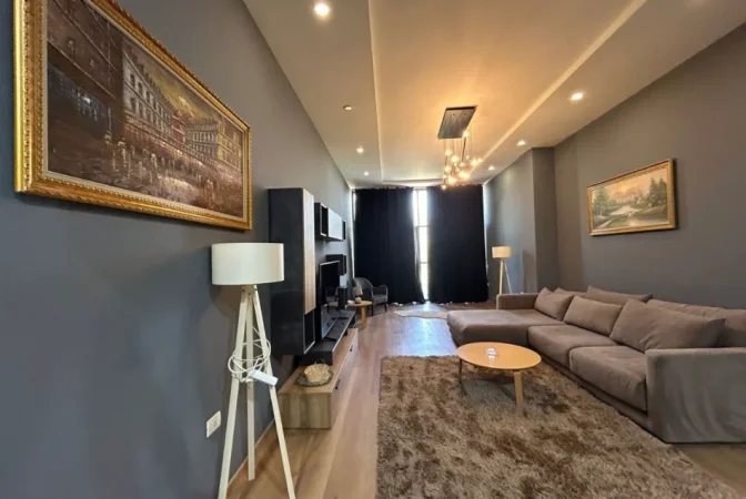 Tirane, jepet me qera apartament 1+1 Kati 2, 90 m² 600 € (Liqeni i thate)