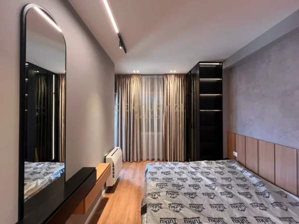 Tirane, shitet apartament 1+1 Kati 4, 59 m² 155.000 € (selite prane pallatit me shigjeta)