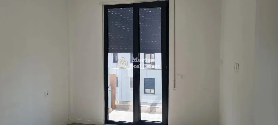 Tirane, jepet me qera apartament 1+1 Kati 7, 64 m² 500 € (Porcelan)