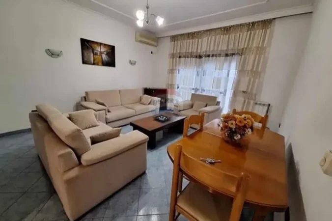 Tirane, jepet me qera apartament 2+1 Kati 2, 85 m² 500 € 