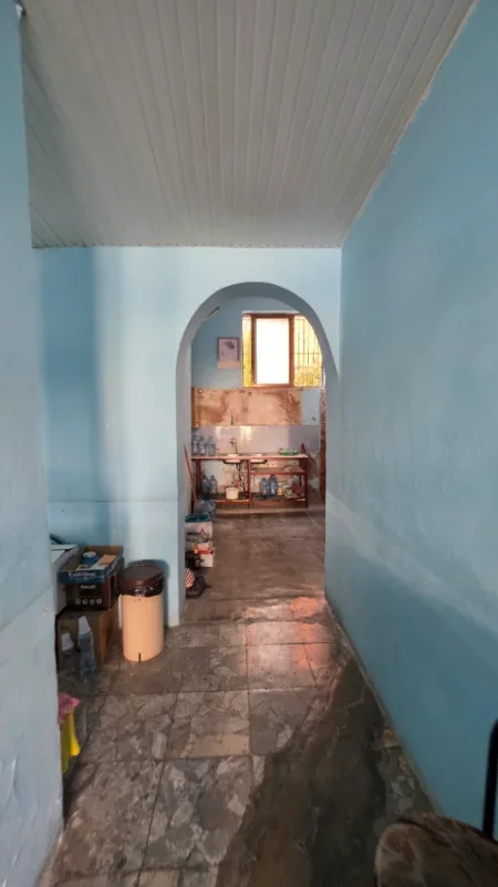 Lushnje, shitet ambjent biznesi Kati 0, 40 m² 135.000 € (qender qytetit)