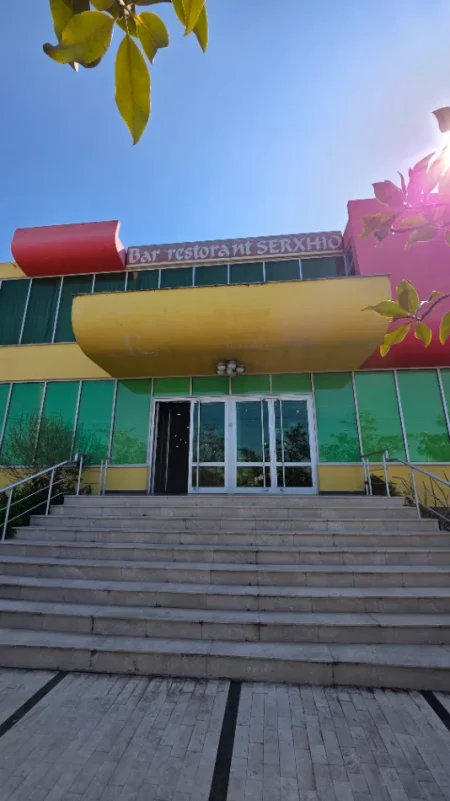 Lushnje, shitet ambjent biznesi , 1.200 m² 870.000 €