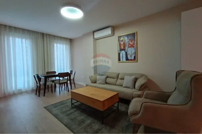 Tirane, jepet me qera apartament 1+1 Kati 4, 78 m² 800 € 