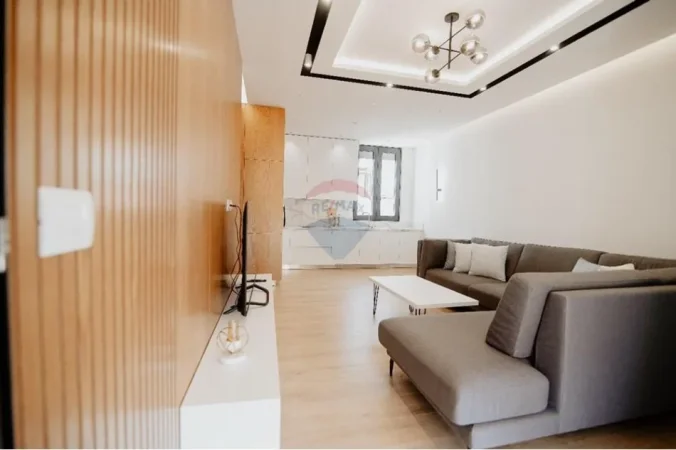 Tirane, jepet me qera apartament , 104 m² 900 € 