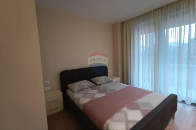 Tirane, jepet me qera apartament , 78 m² 800 € 
