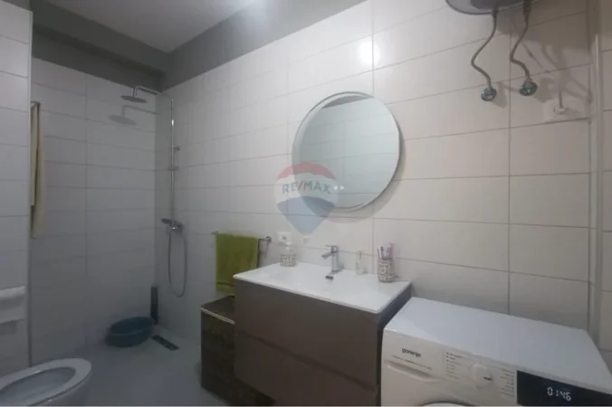 Tirane, jepet me qera apartament , 75 m² 650 € 