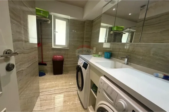 Tirane, shitet apartament , 60 m² 230.000 € 