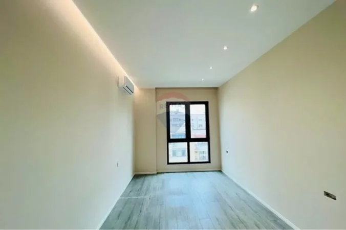 Tirane, shitet apartament , 121 m² 340.000 € 