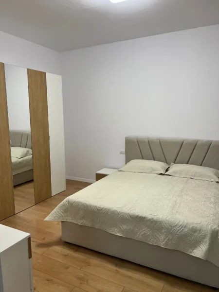 Tirane, jepet me qera apartament 2+1+Ballkon Kati 5, 95 m² 450 € (Apartament 2+1+Parking Per Qera Colorsplash Residence Paskuqan)