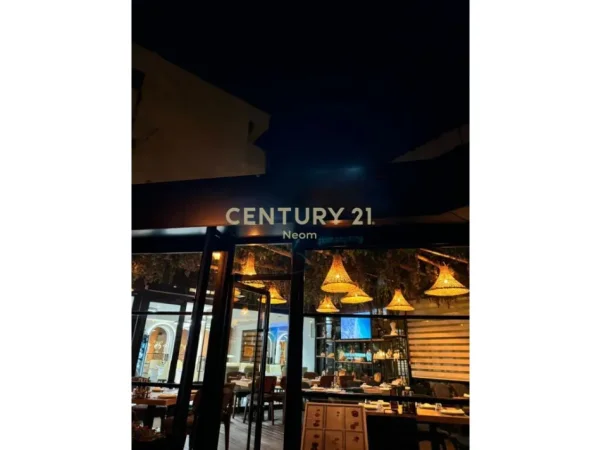 Tirane, shitet bar-resorant Kati 0, 190 m² (MOZAIKU I TIRANES.)