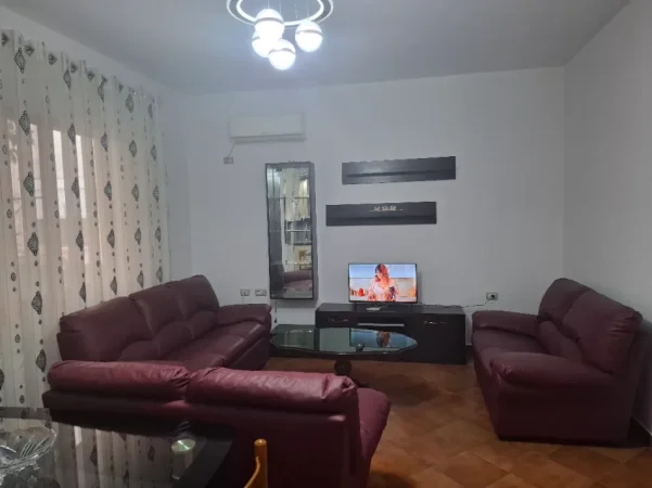 Tirane, jepet me qera nga Pronari, pa-komision shtepi 1+1 Kati 0, 65 m² 510 € (Rruga Spiro Floqi)