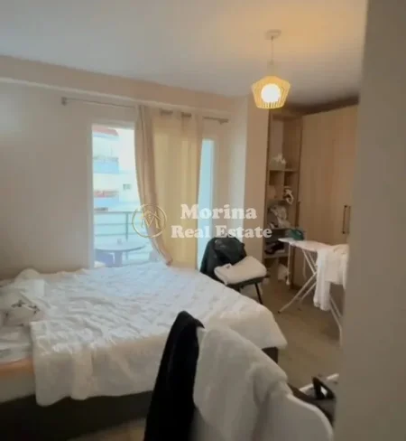 Tirane, shitet apartament 2+1+Ballkon Kati 3, 98 m² 140.000 € (Shkoze)