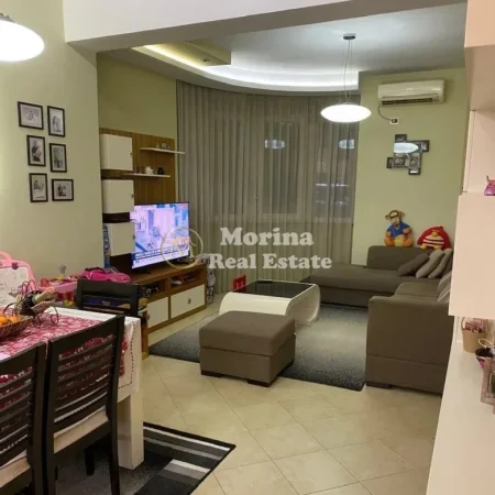 Tirane, jepet me qera apartament 2+1 Kati 6, 95 m² 450 € (Fresku)