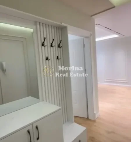 Tirane, jepet me qera apartament 2+1 Kati 3, 100 m² 600 € (Paskuqan)