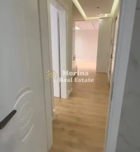Tirane, jepet me qera apartament 2+1 Kati 3, 100 m² 600 € (Paskuqan)