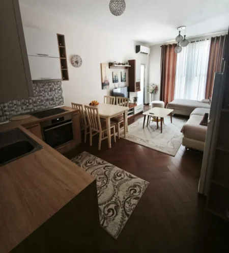 Tirane, shitet apartament Kati 6, 110.000 € 