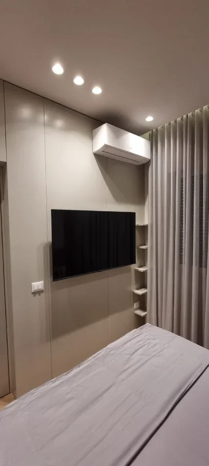 Tirane, jepet me qera apartament 1+1 , 65 m² 950 € (kodra e diellit)