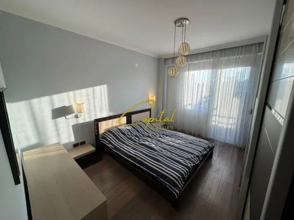 Tirane, jepet me qera apartament 2+1 Kati 8, 110 m² 750 € (SELVIA)