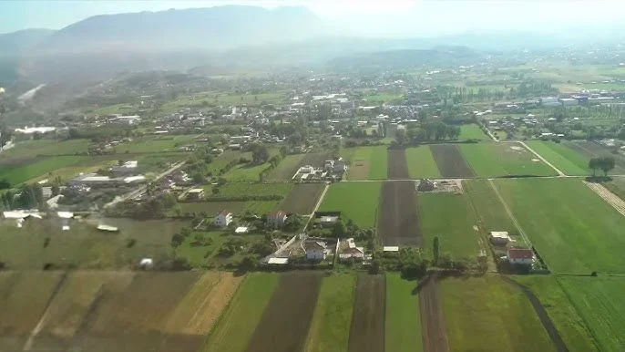 Tirane, shitet toke , 22.000 m² 3.080.000 € (Rinas)