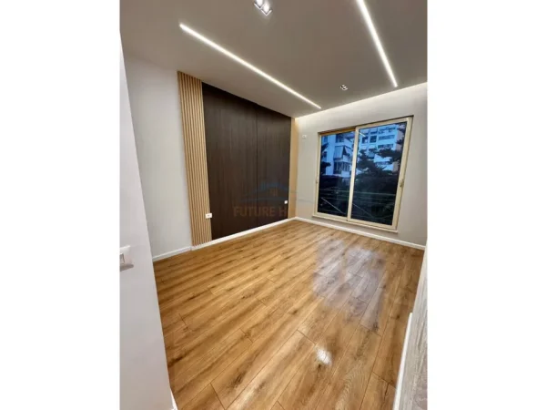 Tirane, shitet apartament 2+1 Kati 1, 76 m² 125.000 € (Unaza e re)