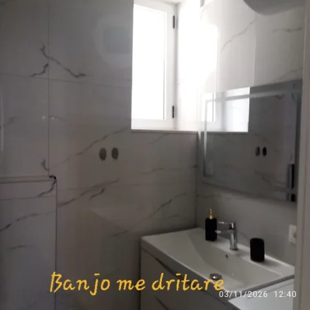 Tirane, shitet apartament 2+1+Aneks+Ballkon Kati 5, 115 m² 267.000 € (Rruga Frosina Plaku)