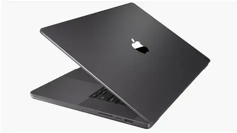 Tirane,  Laptop macbook pro , 500 euro