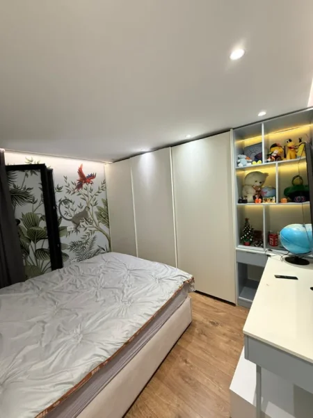 Tirane, shitet Vile Kati 4, 1.145 m² 2.000.000 € 