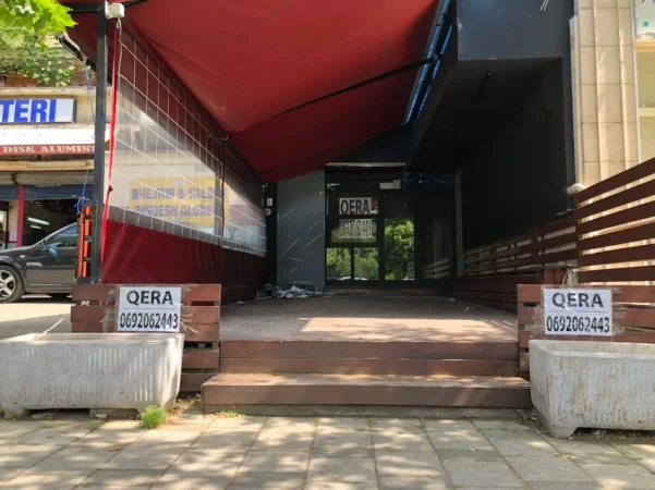 DYQAN ME QIRA TE BRRYLI   1000 €