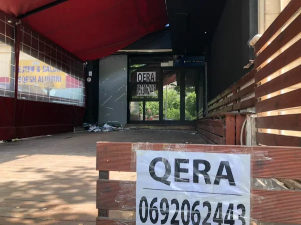 DYQAN ME QIRA TE BRRYLI   1000 €