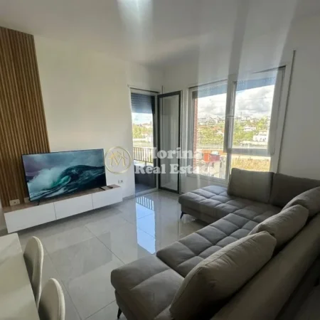 Tirane, jepet me qera apartament 2+1 Kati 3, 100 m² 600 € (Paskuqan)