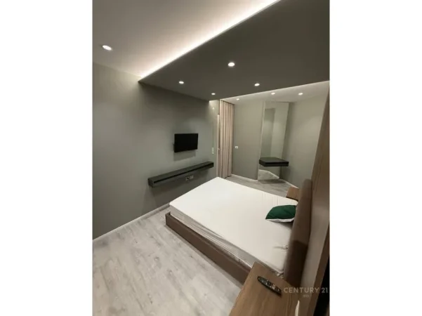 Tirane, shitet apartament 2+1 Kati 7, 