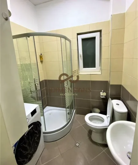 Tirane, jepet me qera apartament 1+1 Kati 3, 40 m² 450 € (stadiumi dinamo)