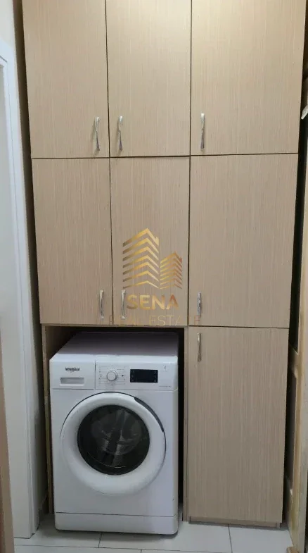 Tirane, jepet me qera apartament 2+1+Ballkon Kati 5, 100 m² 560 € (Astir)