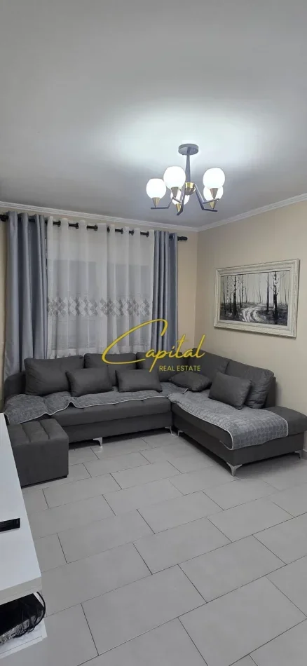 Tirane, jepet me qera apartament 2+1 Kati 5, 95 m² 560 € (ASTIR)