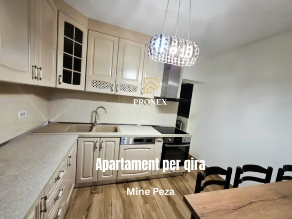 Tirane, jepet me qera apartament 4+1 Kati 3, 120 m² 1.400 € (Mine Peza)